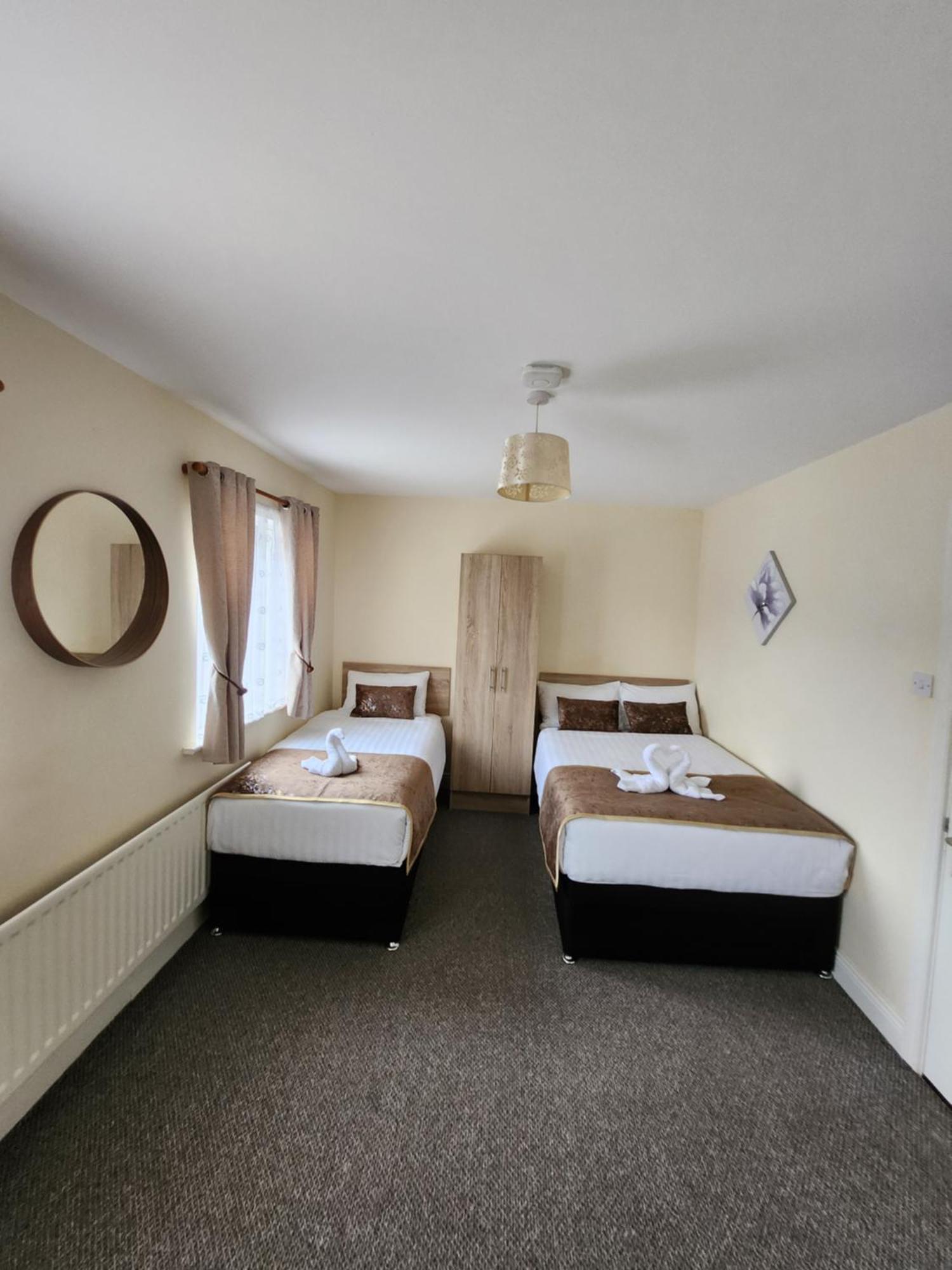 Lovely Private Room Дублин Экстерьер фото